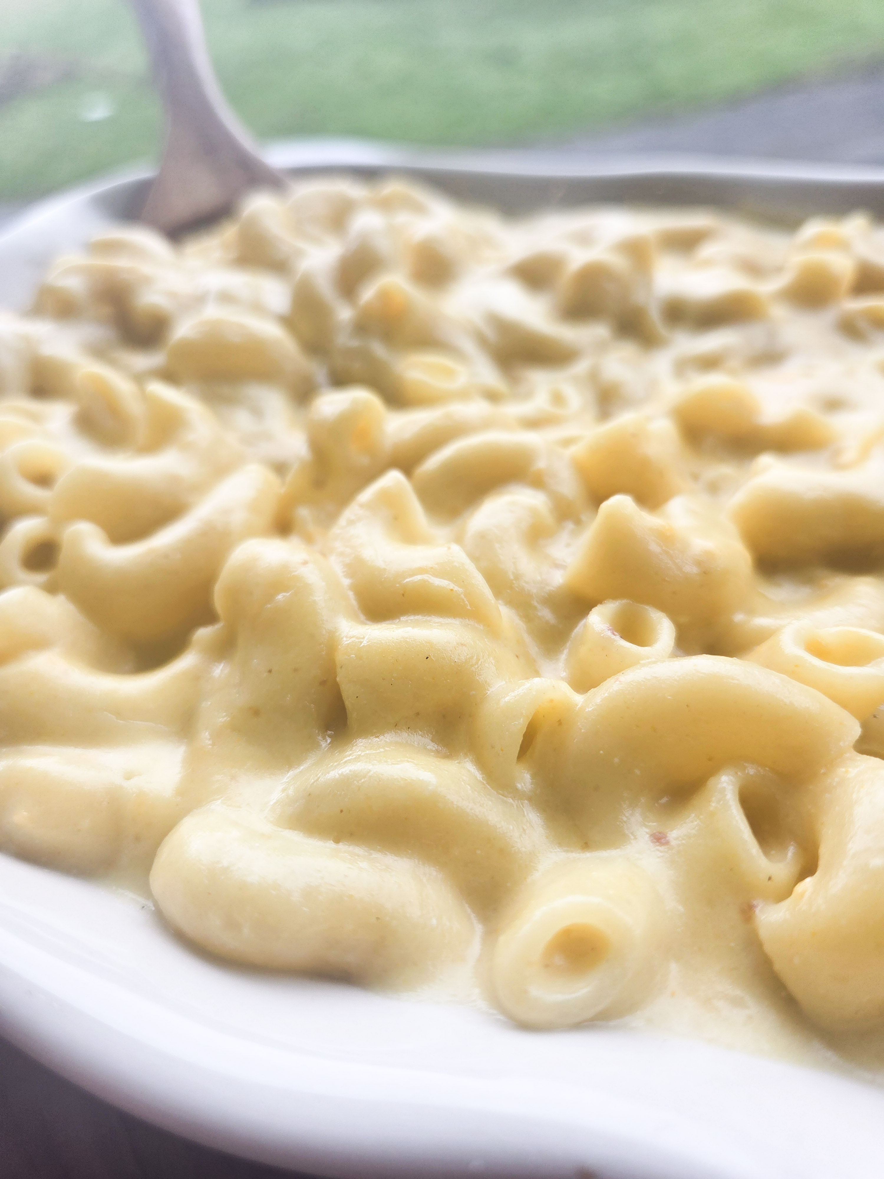 www.outwestlifestyle.com Rich, indulgent and packed with three types of cheese is The Best Mac N Cheese