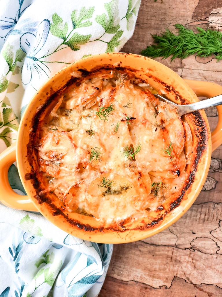 Fennel imparts a mild anise flavor pairing perfectly with sharp white cheddar cheese and creamy yellow potatoes.